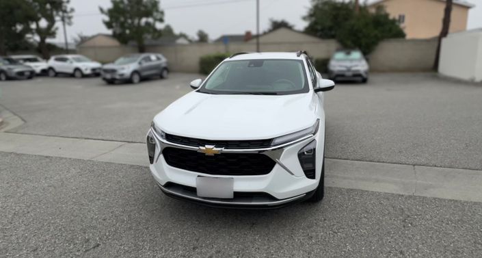 Thumbnail: 2025 Chevrolet Trax - 1