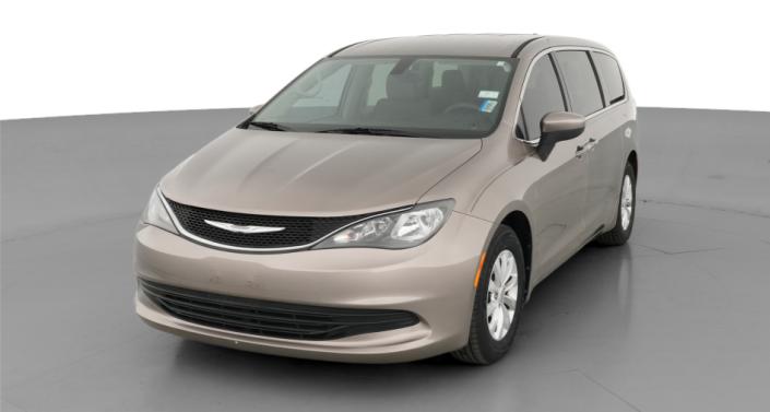 Thumbnail: 2017 Chrysler Pacifica - 1