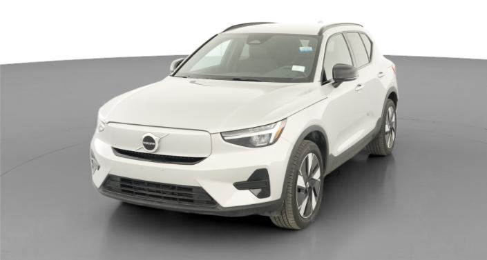 Thumbnail: 2024 Volvo XC40 - 1