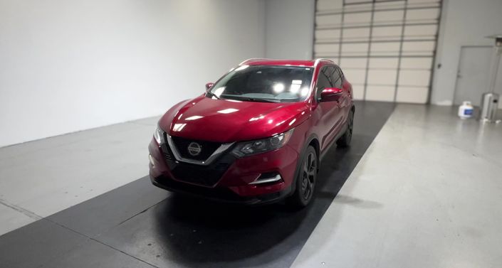 Thumbnail: 2022 Nissan Rogue Sport - 1