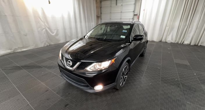 Thumbnail: 2018 Nissan Rogue Sport - 1