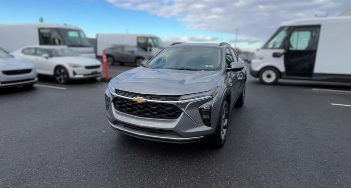 Thumbnail: 2025 Chevrolet Trax - 1