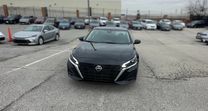 Thumbnail: 2025 Nissan Altima - 1