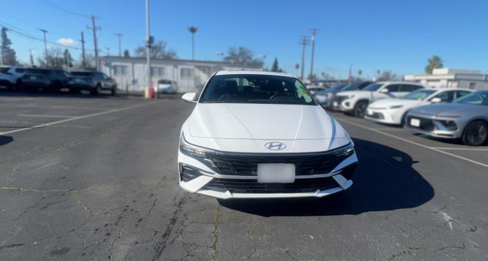 Thumbnail: 2025 Hyundai Elantra - 1