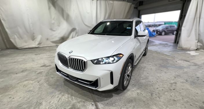 Thumbnail: 2024 BMW X5 - 1