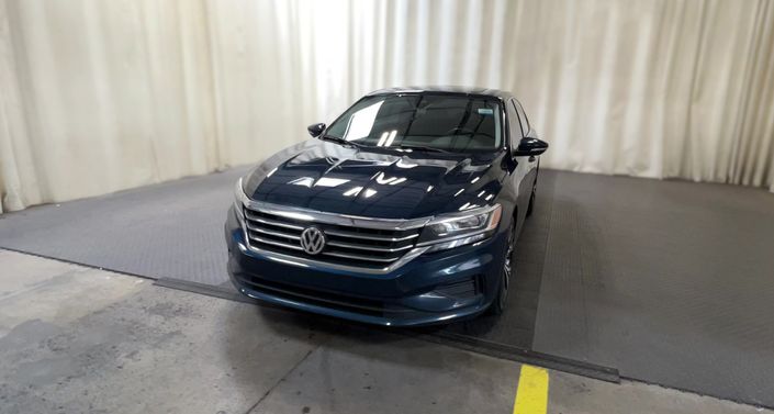 Thumbnail: 2021 Volkswagen Passat - 1