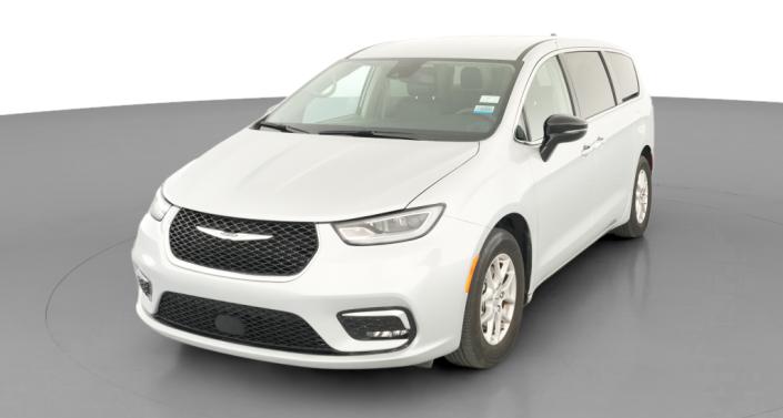 Thumbnail: 2024 Chrysler Pacifica - 1