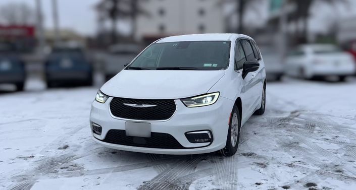 Thumbnail: 2024 Chrysler Pacifica - 1