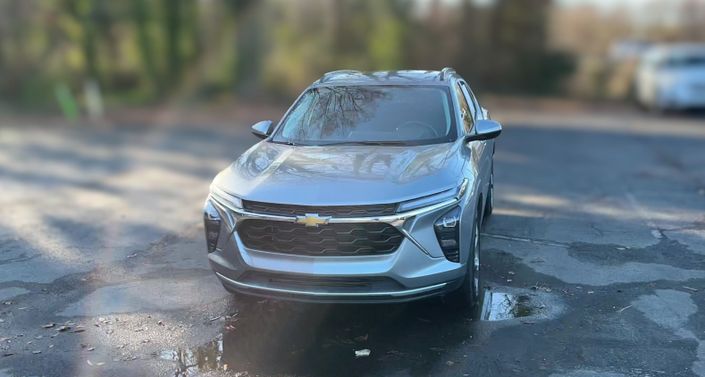 Thumbnail: 2025 Chevrolet Trax - 1