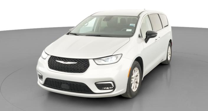 Thumbnail: 2024 Chrysler Pacifica - 1