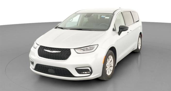 Thumbnail: 2024 Chrysler Pacifica - 1