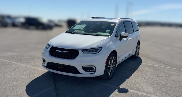 Thumbnail: 2026 Chrysler Pacifica - 1