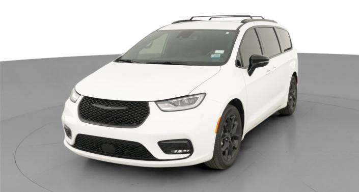 Thumbnail: 2024 Chrysler Pacifica - 1