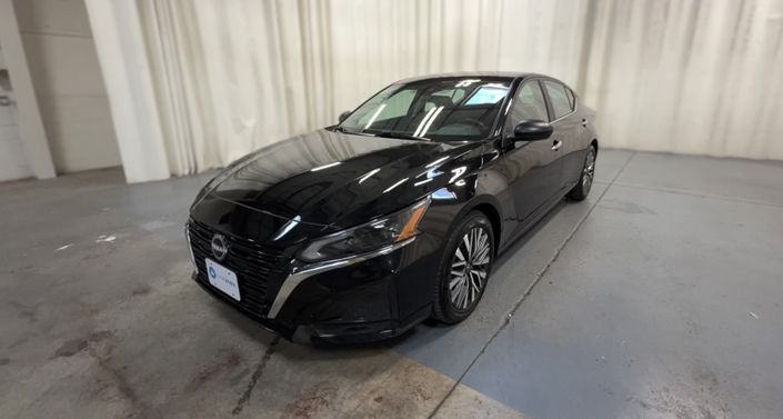 Thumbnail: 2025 Nissan Altima - 1