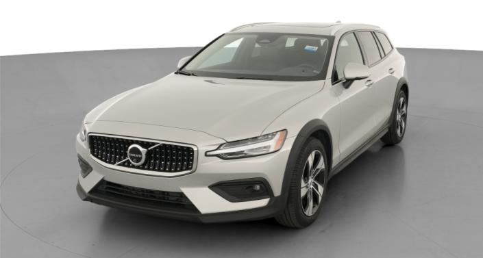 Thumbnail: 2025 Volvo V60 - 1