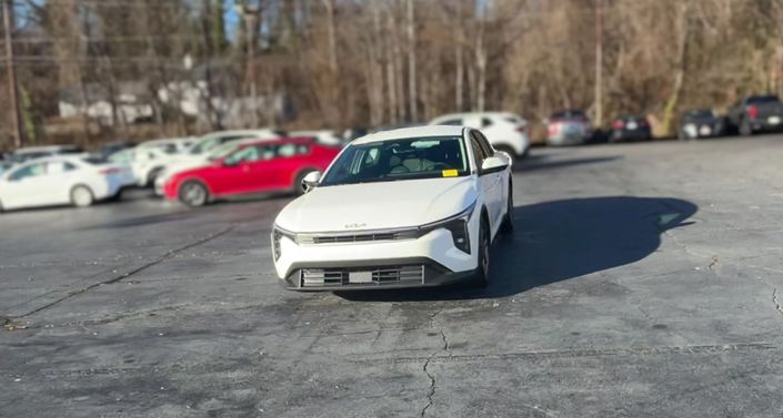 Thumbnail: 2025 Kia K4 - 1