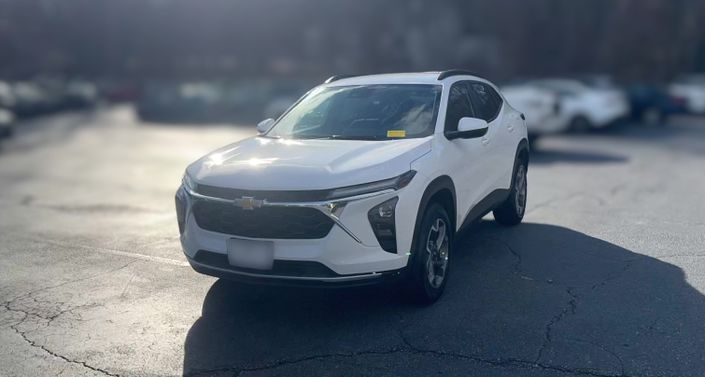 Thumbnail: 2025 Chevrolet Trax - 1