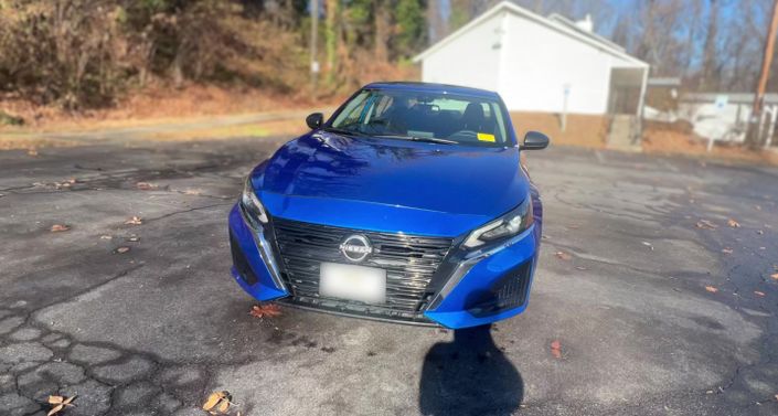 Thumbnail: 2025 Nissan Altima - 1