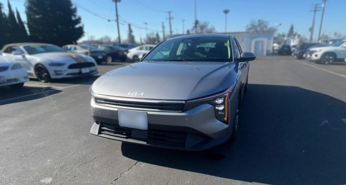 Thumbnail: 2025 Kia K4 - 1