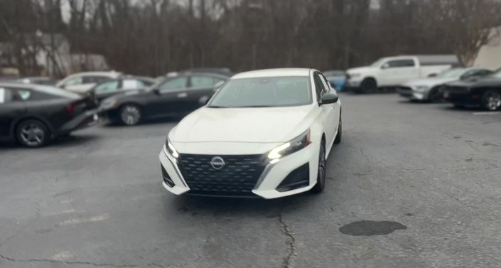 Thumbnail: 2025 Nissan Altima - 1