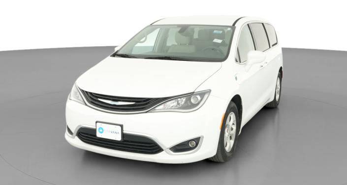 Thumbnail: 2018 Chrysler Pacifica - 1