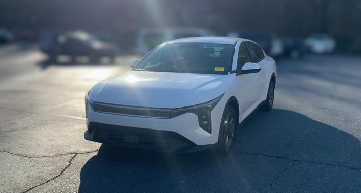 Thumbnail: 2025 Kia K4 - 1