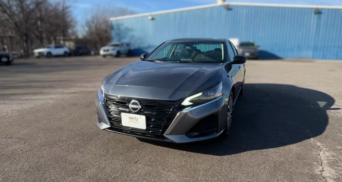 Thumbnail: 2025 Nissan Altima - 1