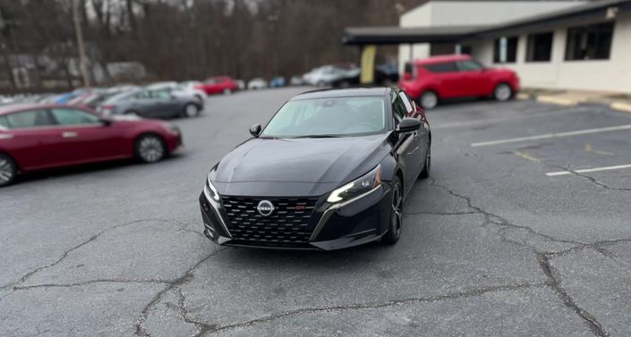 Thumbnail: 2025 Nissan Altima - 1