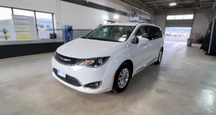 Thumbnail: 2018 Chrysler Pacifica - 1