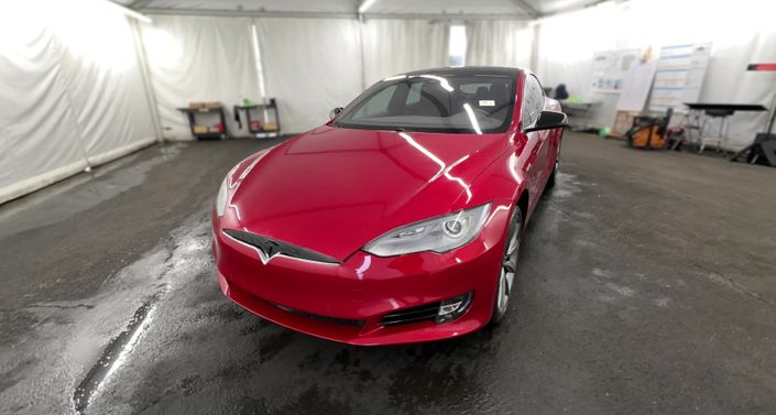 Thumbnail: 2014 Tesla Model S - 1