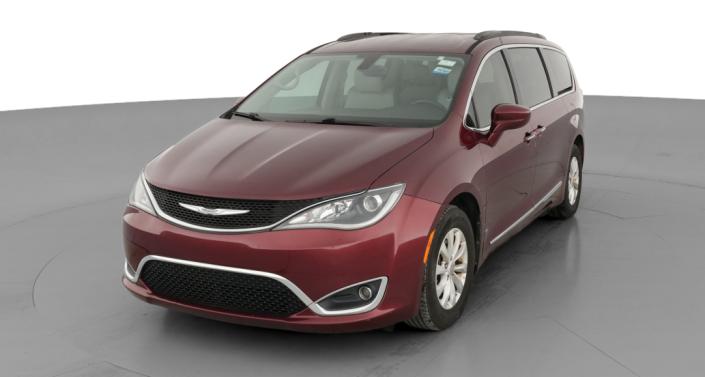 Thumbnail: 2017 Chrysler Pacifica - 1