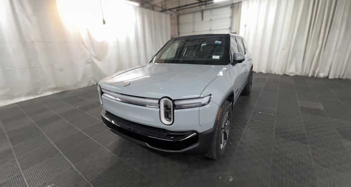 2025 Rivian R1S  -
                  North Las Vegas, NV