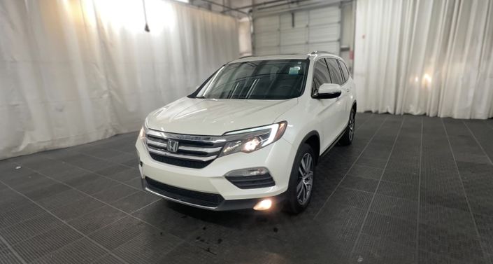 Thumbnail: 2017 Honda Pilot - 1