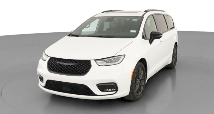 Thumbnail: 2024 Chrysler Pacifica - 1