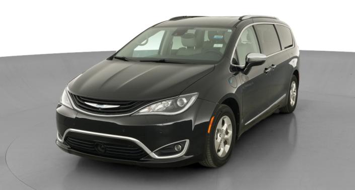 Thumbnail: 2018 Chrysler Pacifica - 1