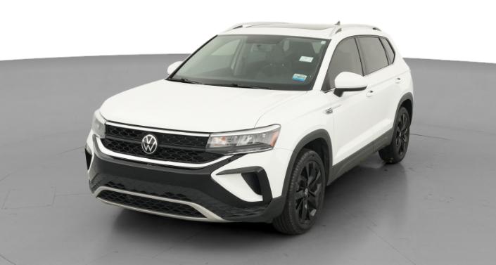 Thumbnail: 2022 Volkswagen Taos - 1