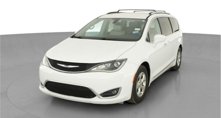 Thumbnail: 2017 Chrysler Pacifica - 1