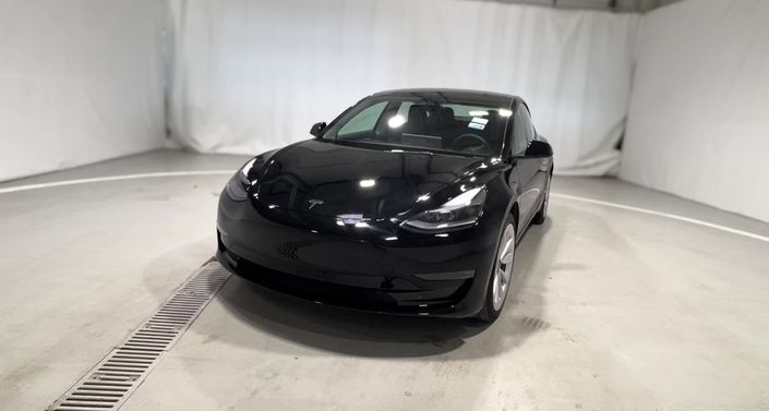 Thumbnail: 2022 Tesla Model 3 - 1