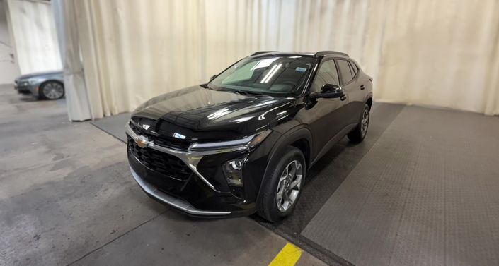 Thumbnail: 2025 Chevrolet Trax - 1