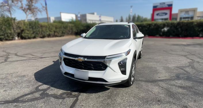 Thumbnail: 2025 Chevrolet Trax - 1