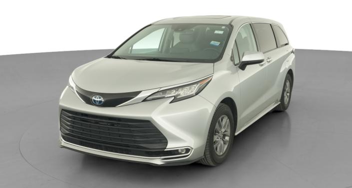 Thumbnail: 2022 Toyota Sienna - 1