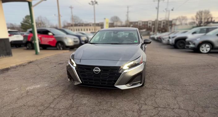 Thumbnail: 2025 Nissan Altima - 1