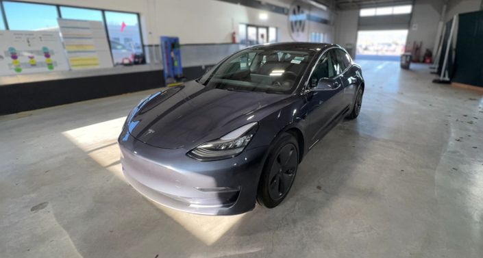 Thumbnail: 2020 Tesla Model 3 - 1