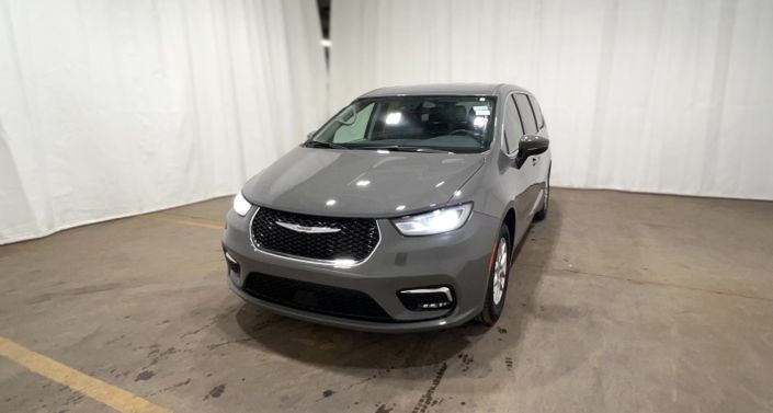 Thumbnail: 2023 Chrysler Pacifica - 1