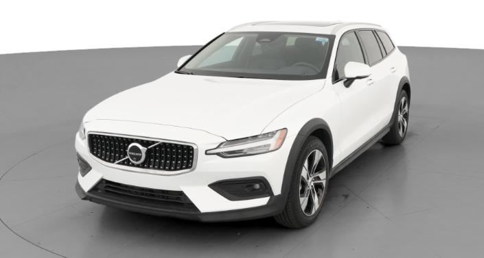 Thumbnail: 2025 Volvo V60 - 1