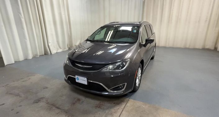 2019 Chrysler Pacifica Touring L -
                  Riverside, CA