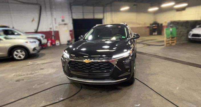 Thumbnail: 2025 Chevrolet Trax - 1