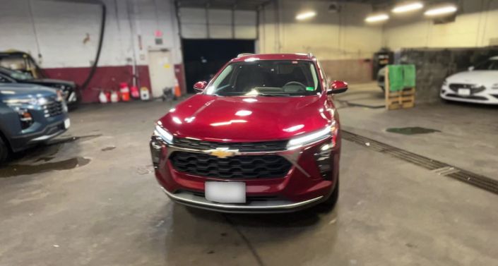 Thumbnail: 2025 Chevrolet Trax - 1