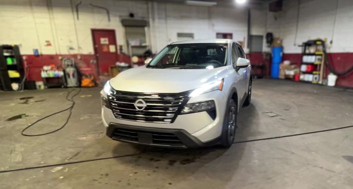 Thumbnail: 2025 Nissan Rogue - 1