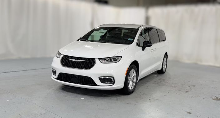 Thumbnail: 2026 Chrysler Pacifica - 1